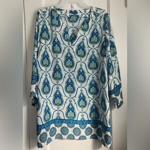 Violet and Claire Tunic Blouse,  with V-neck and 3/4 sleeves Size: 2X